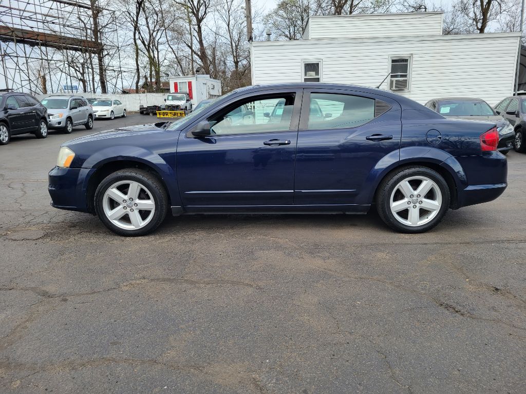 Photo 3 of this DODGE AVENGER
