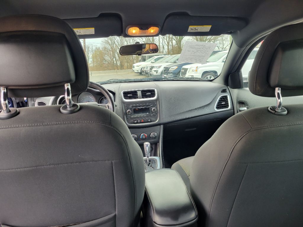 Photo 13 of this DODGE AVENGER
