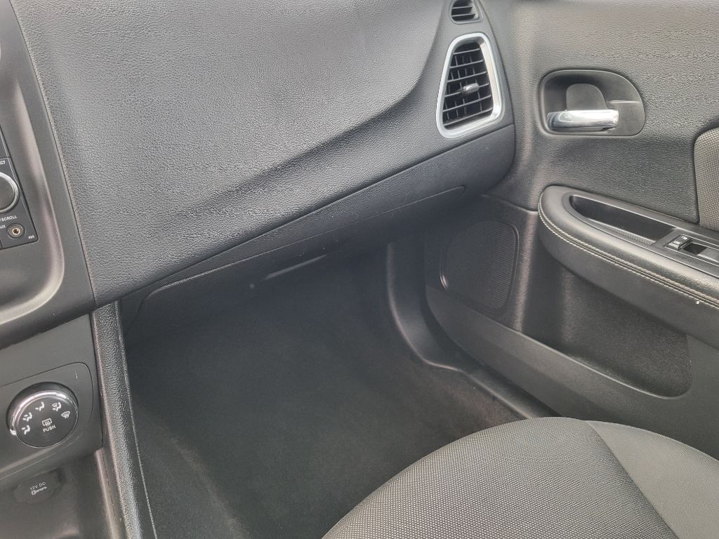 Photo 21 of this DODGE AVENGER