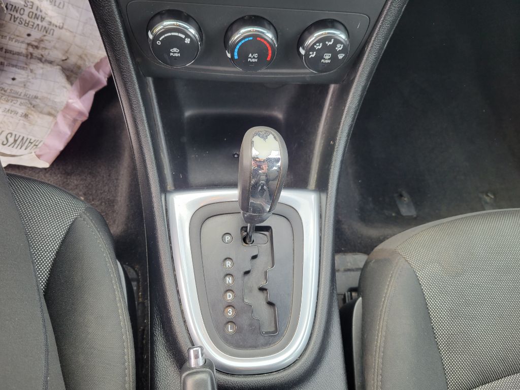 Photo 18 of this DODGE AVENGER