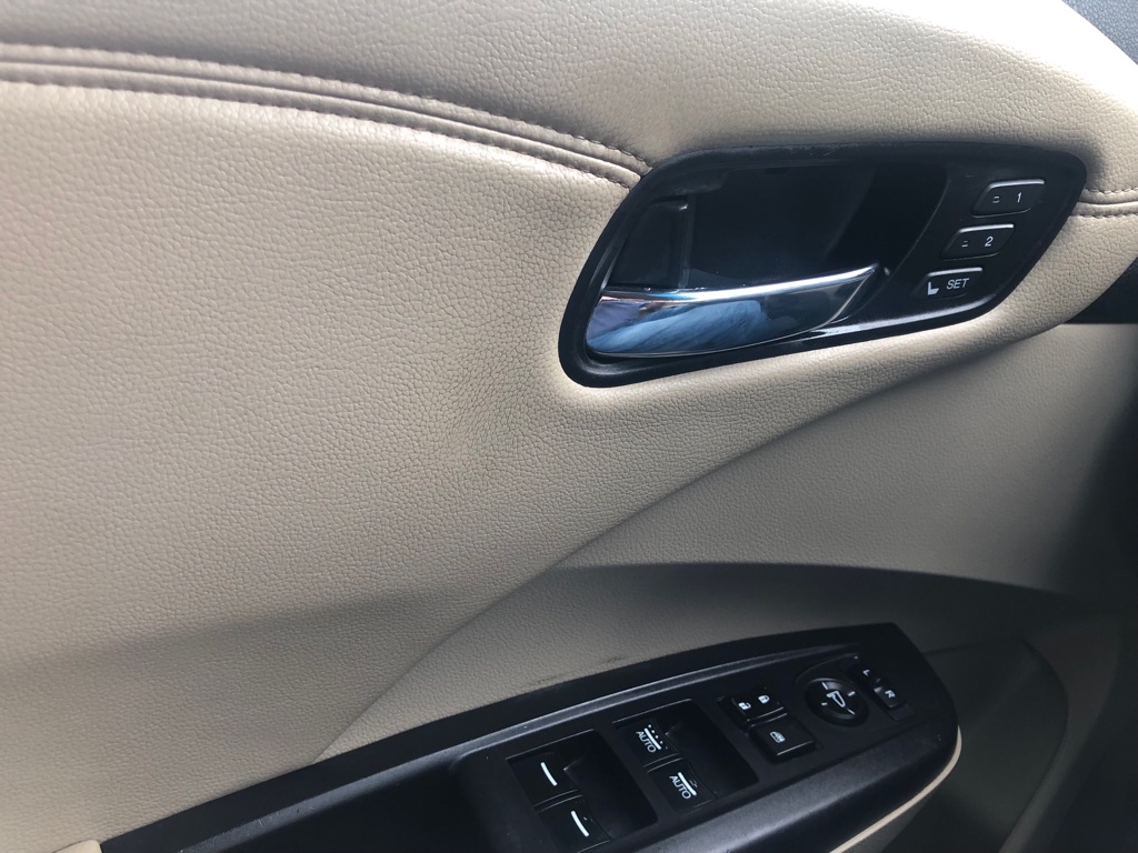 Photo 39 of this ACURA RDX
