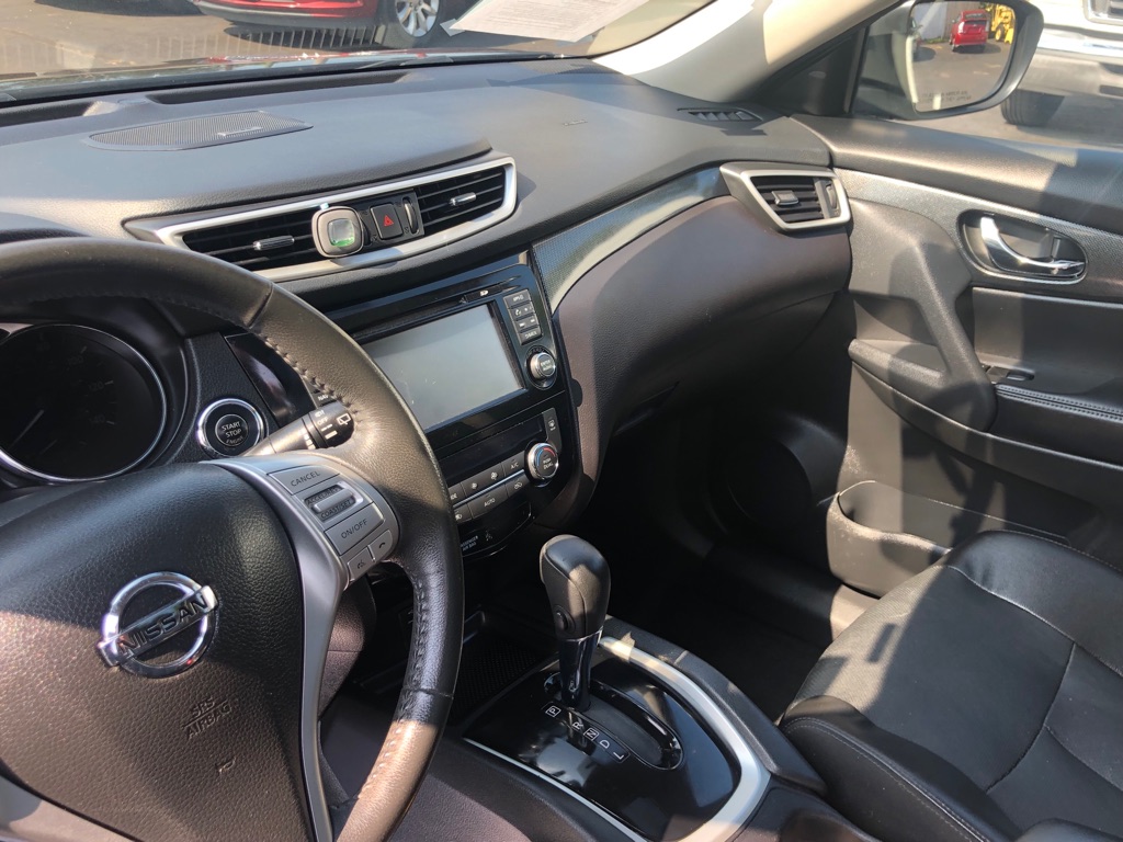 Photo 17 of this NISSAN ROGUE