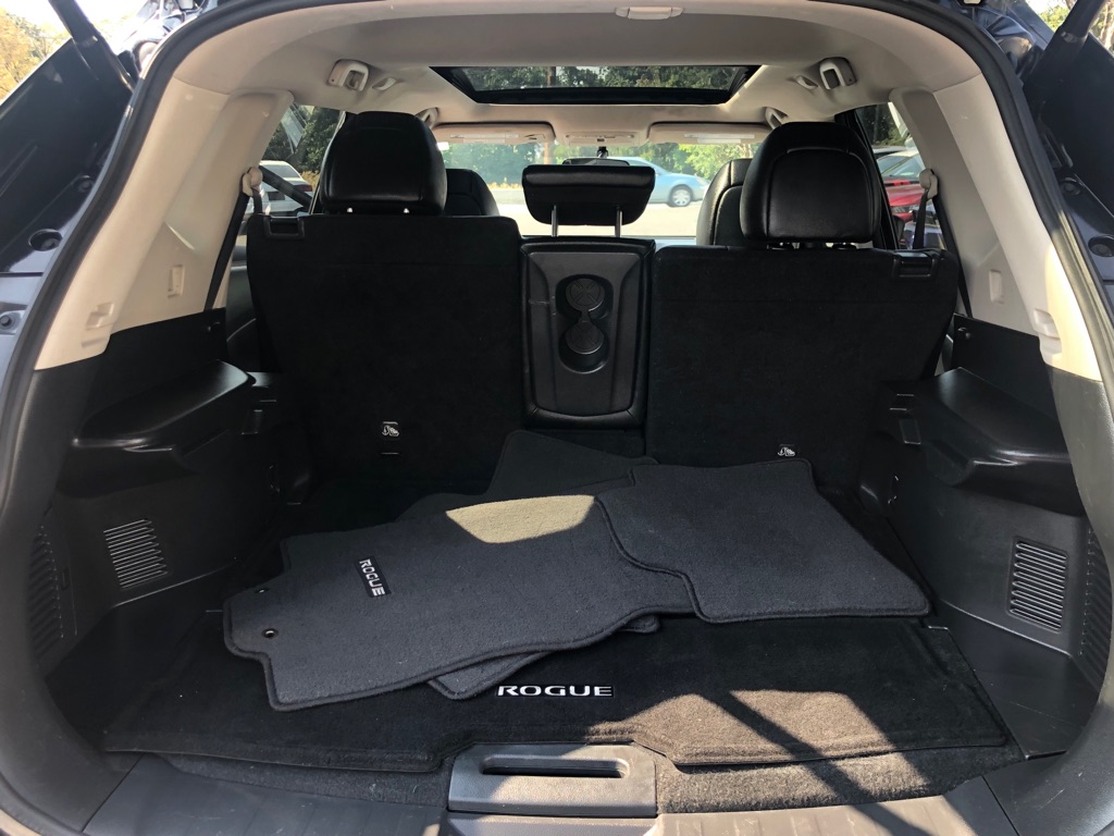 Photo 26 of this NISSAN ROGUE