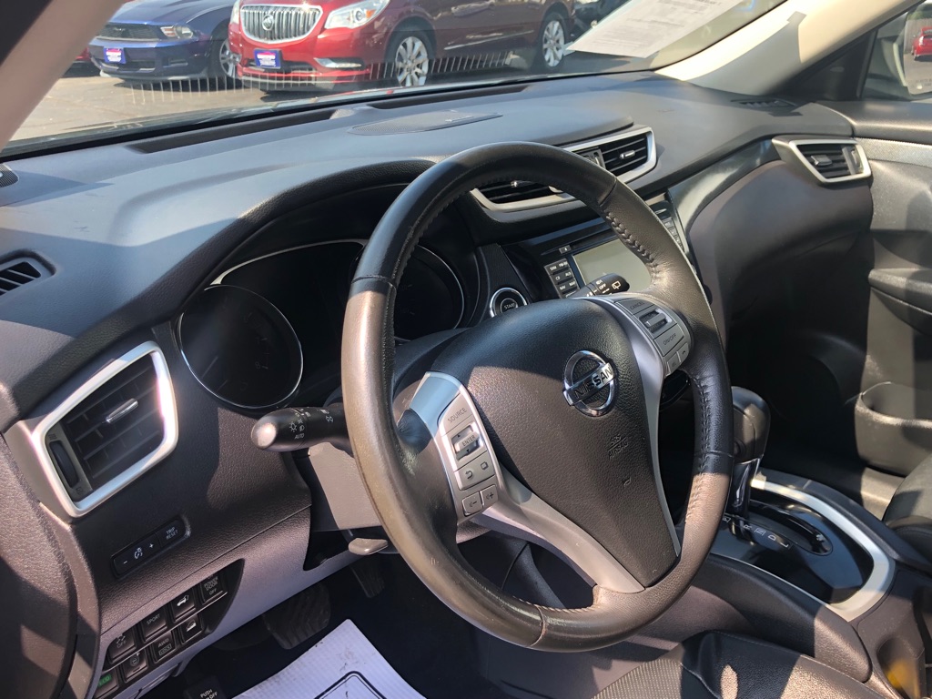 Photo 16 of this NISSAN ROGUE