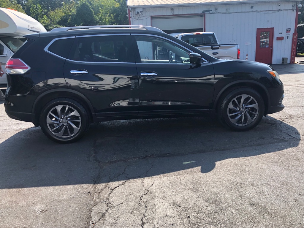 Photo 7 of this NISSAN ROGUE
