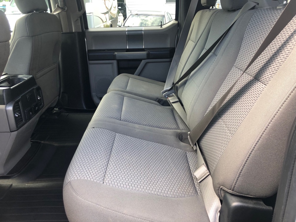 Photo 22 of this FORD F150