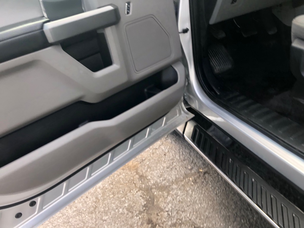 Photo 19 of this FORD F150