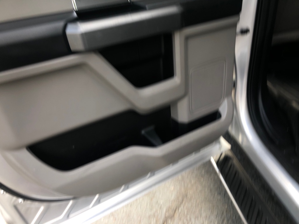 Photo 25 of this FORD F150