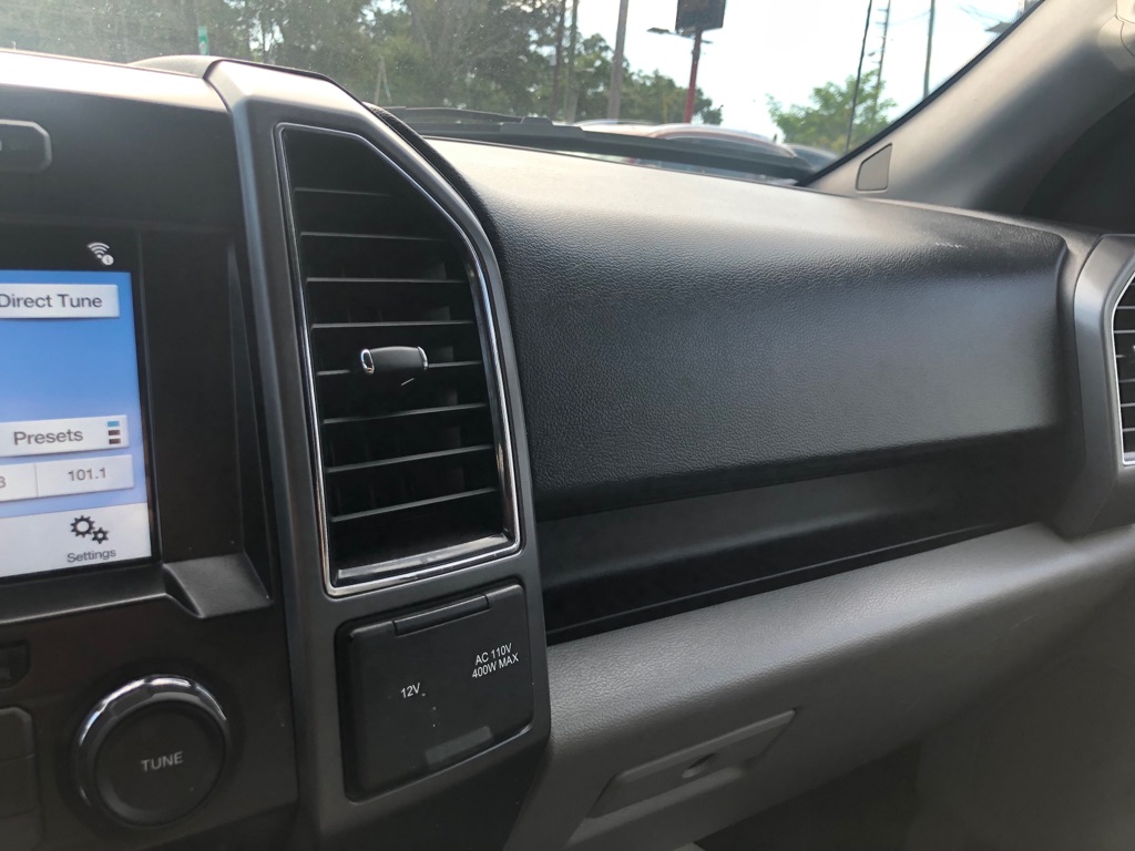Photo 30 of this FORD F150