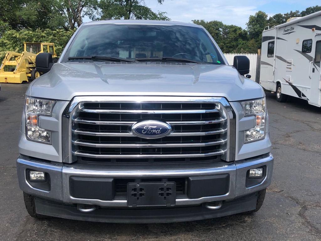 Photo 10 of this FORD F150