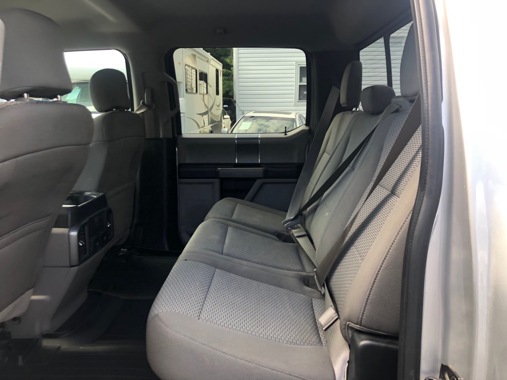 Photo 20 of this FORD F150