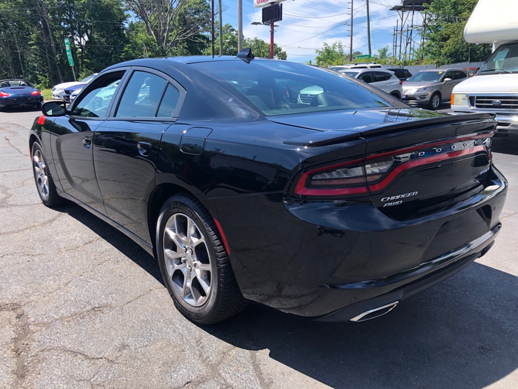 Photo 5 of this DODGE CHARGER