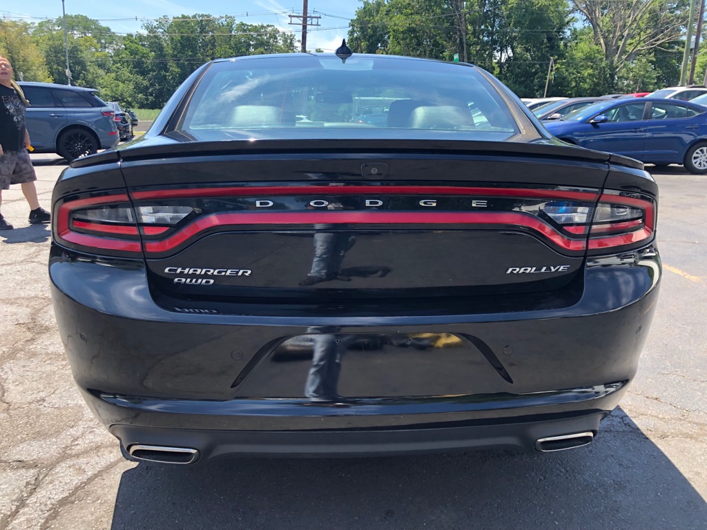 Photo 6 of this DODGE CHARGER