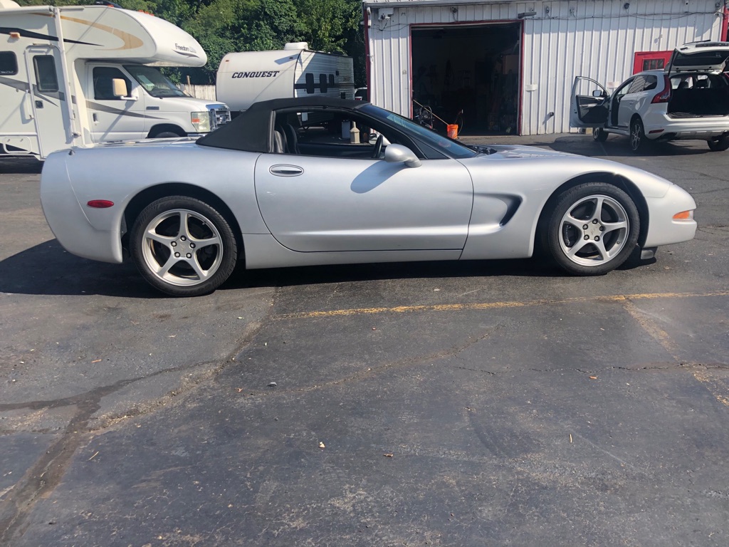 Photo 6 of this CHEVROLET CORVETTE