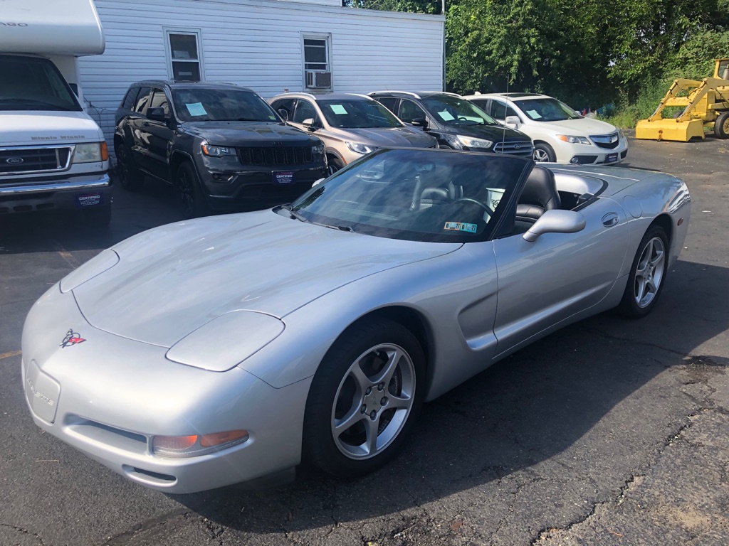 Photo 9 of this CHEVROLET CORVETTE