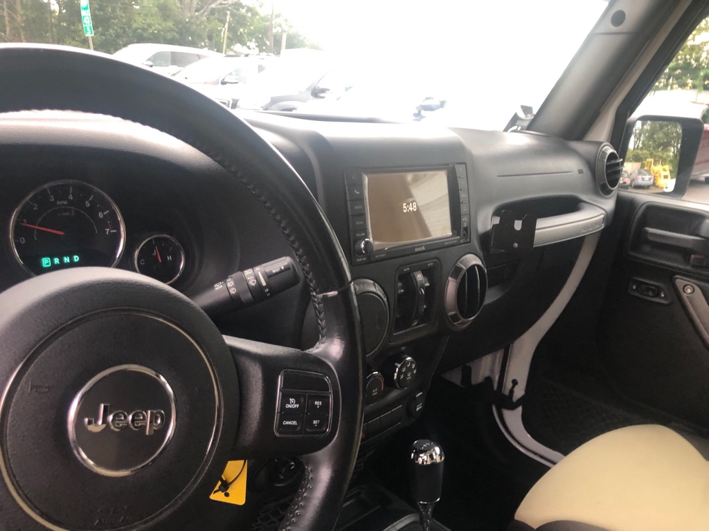 Photo 21 of this JEEP WRANGLER UNLIMI