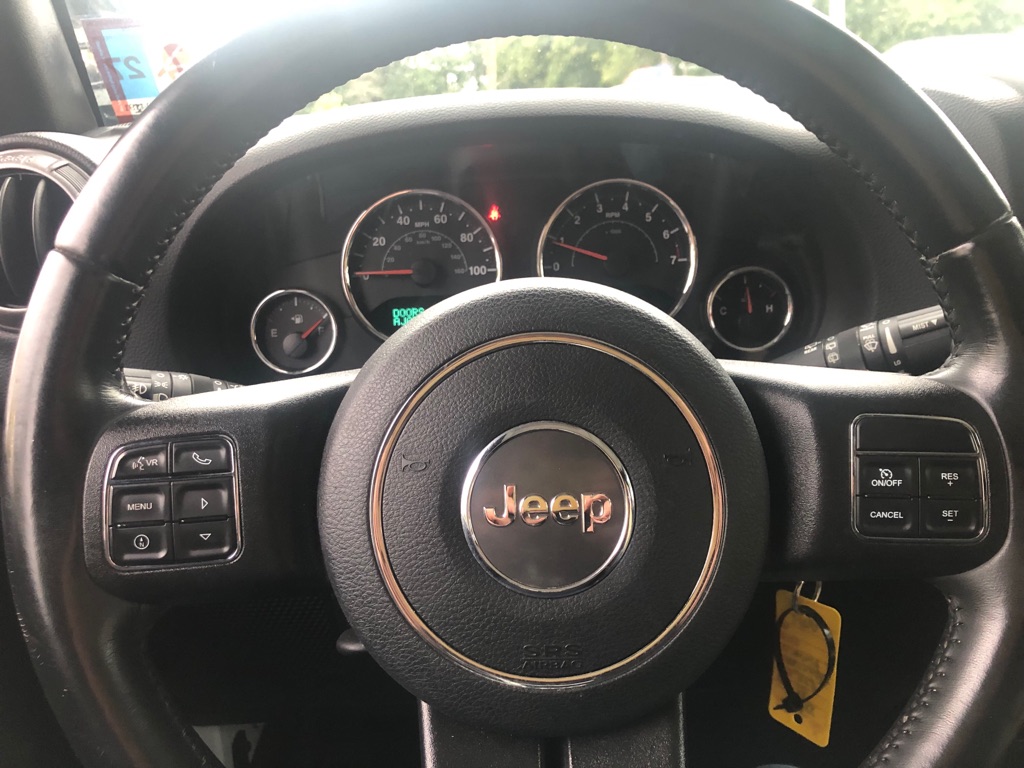 Photo 37 of this JEEP WRANGLER UNLIMI