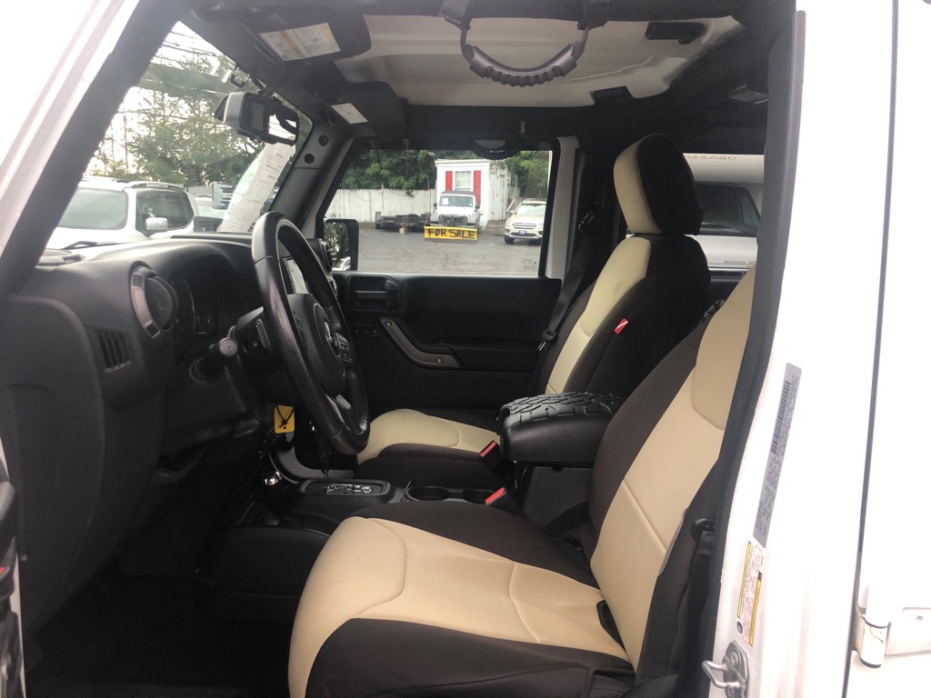Photo 17 of this JEEP WRANGLER UNLIMI