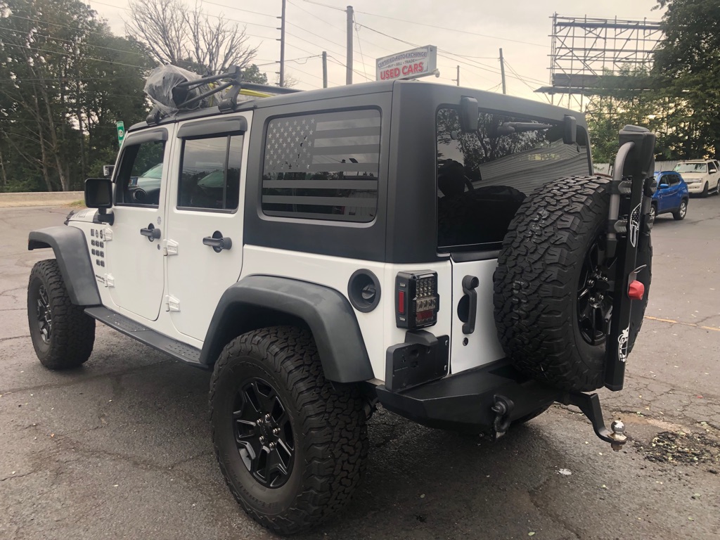 Photo 5 of this JEEP WRANGLER UNLIMI