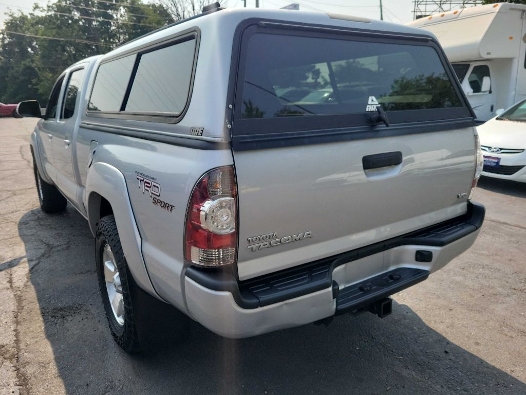 Photo 3 of this TOYOTA TACOMA