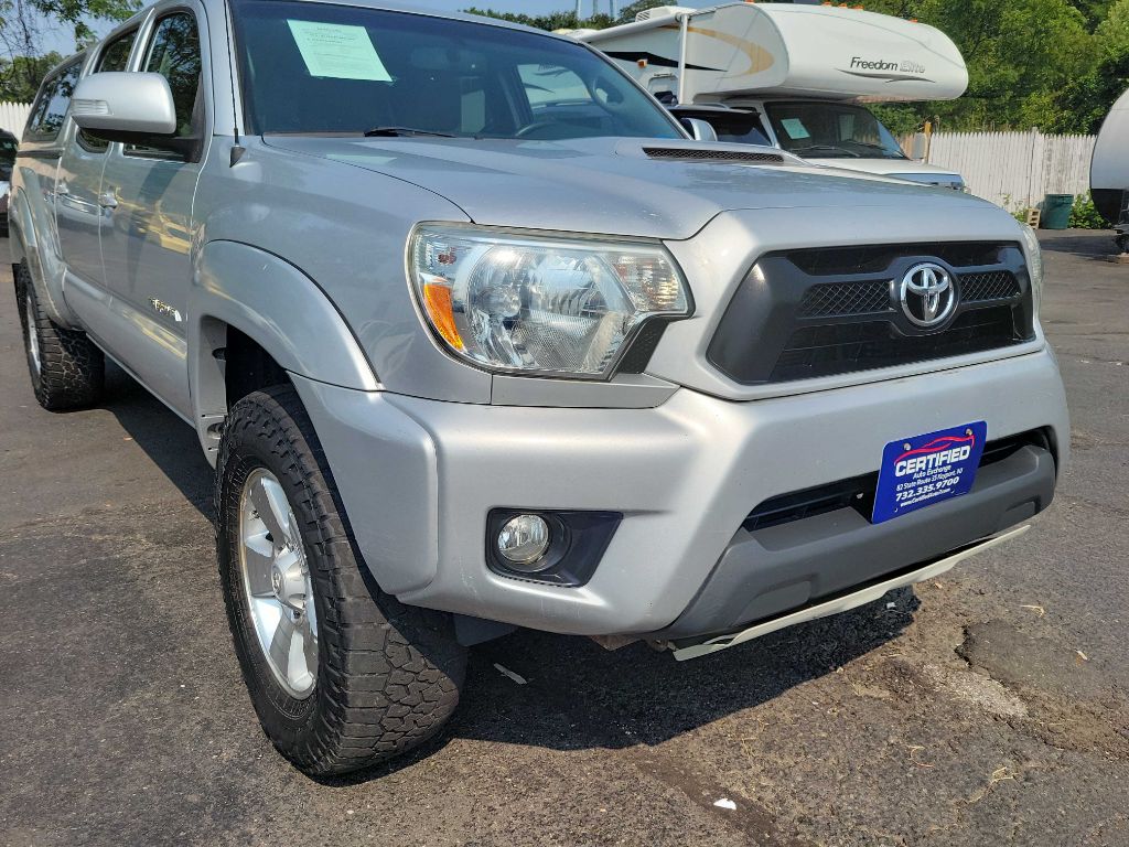 Photo 8 of this TOYOTA TACOMA
