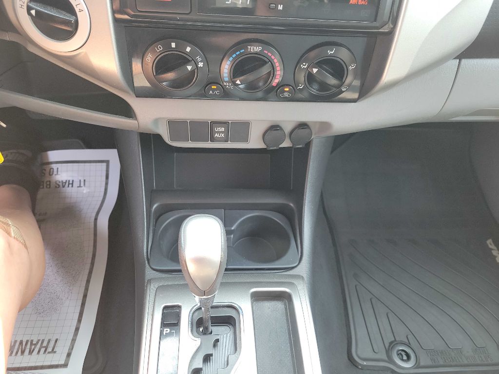 Photo 20 of this TOYOTA TACOMA