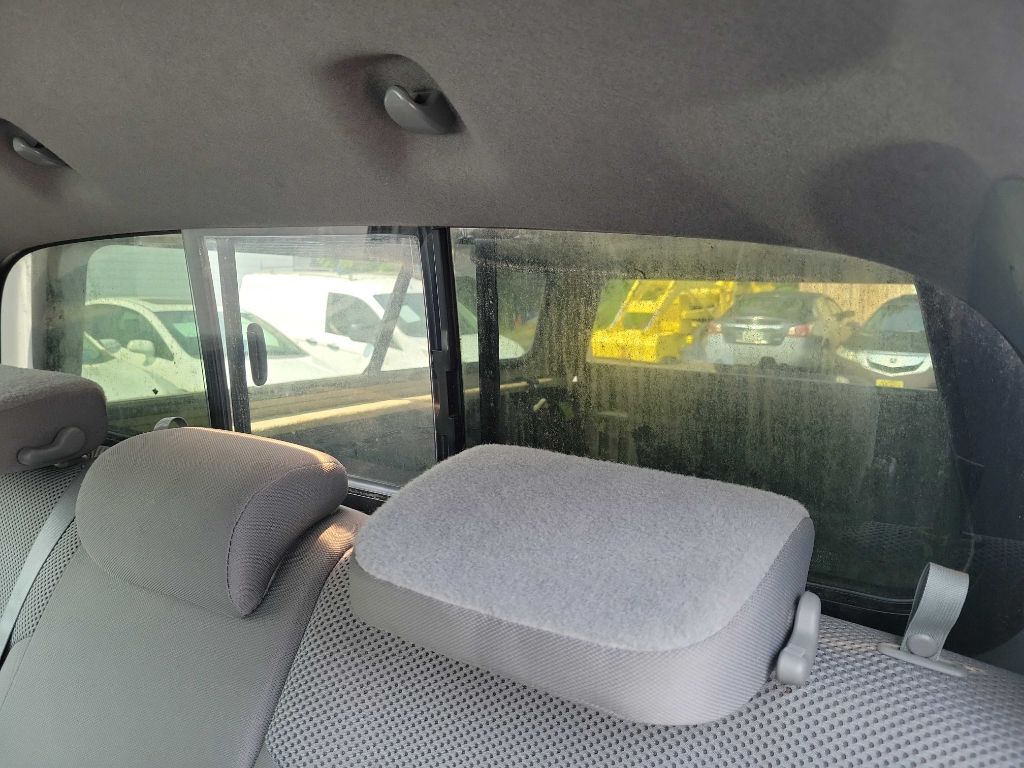Photo 15 of this TOYOTA TACOMA