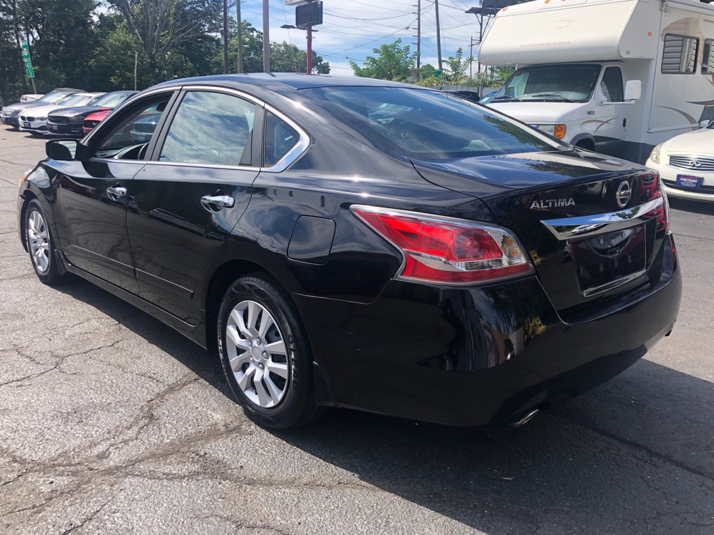 Photo 6 of this NISSAN ALTIMA