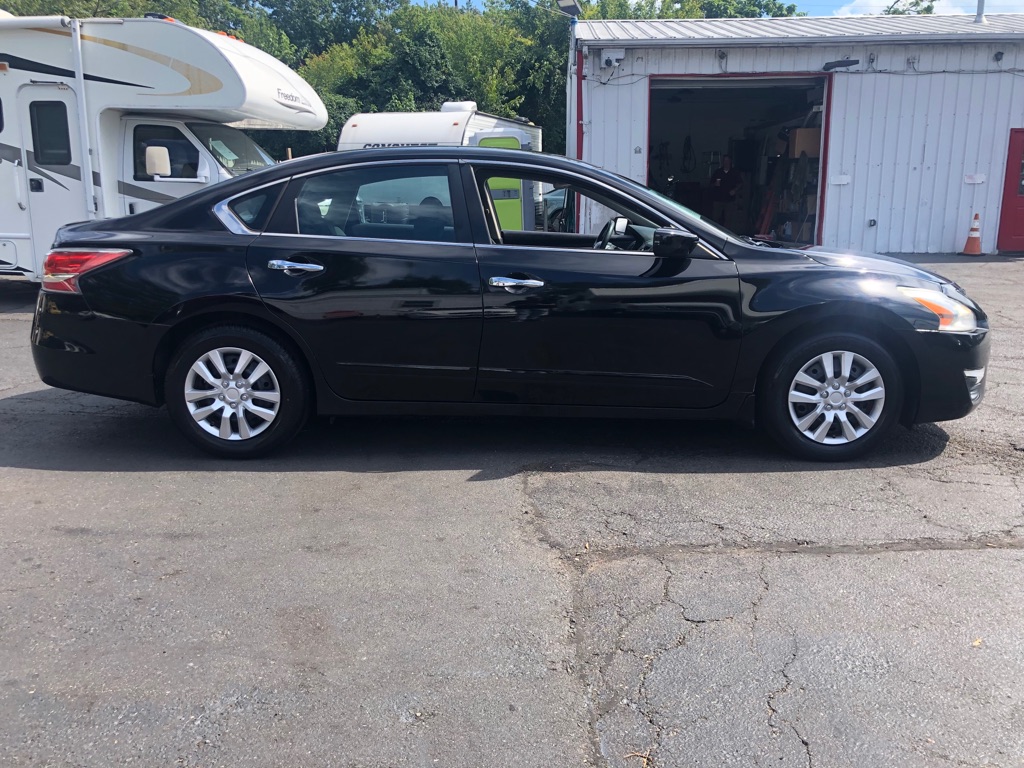 Photo 3 of this NISSAN ALTIMA