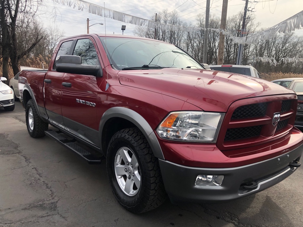 Photo 3 of this DODGE RAM 1500