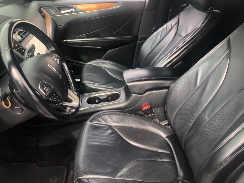 Photo 13 of this LINCOLN MKC