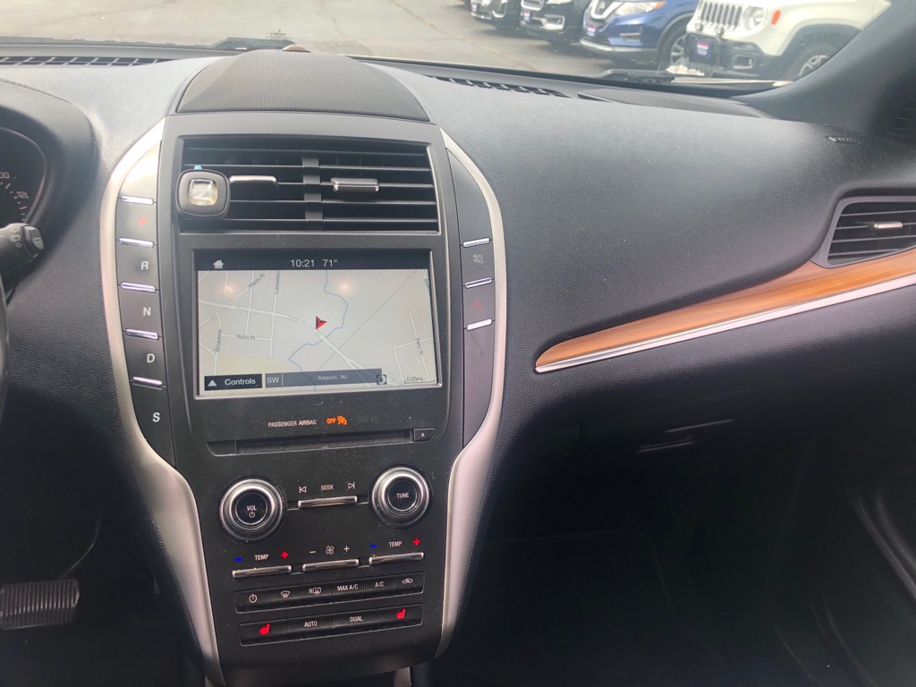Photo 24 of this LINCOLN MKC