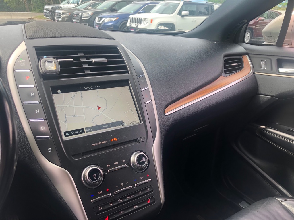 Photo 26 of this LINCOLN MKC
