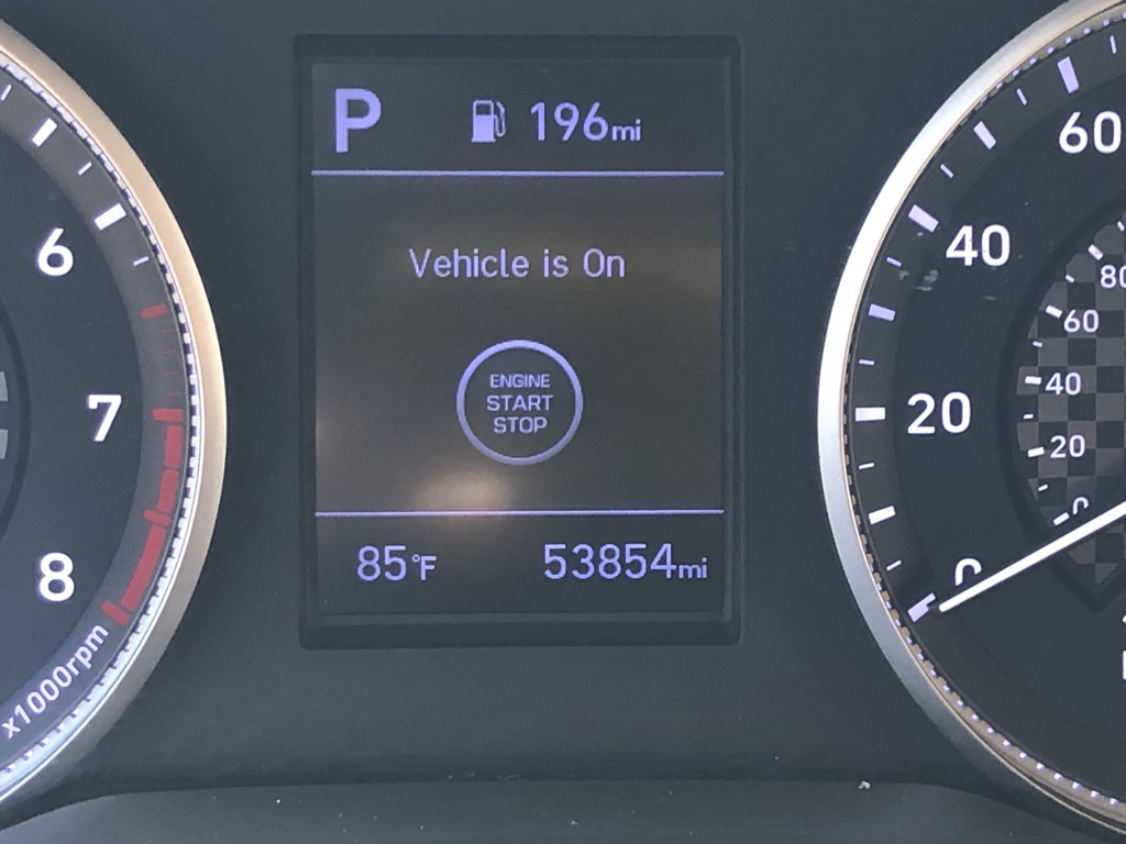 Photo 29 of this HYUNDAI ELANTRA