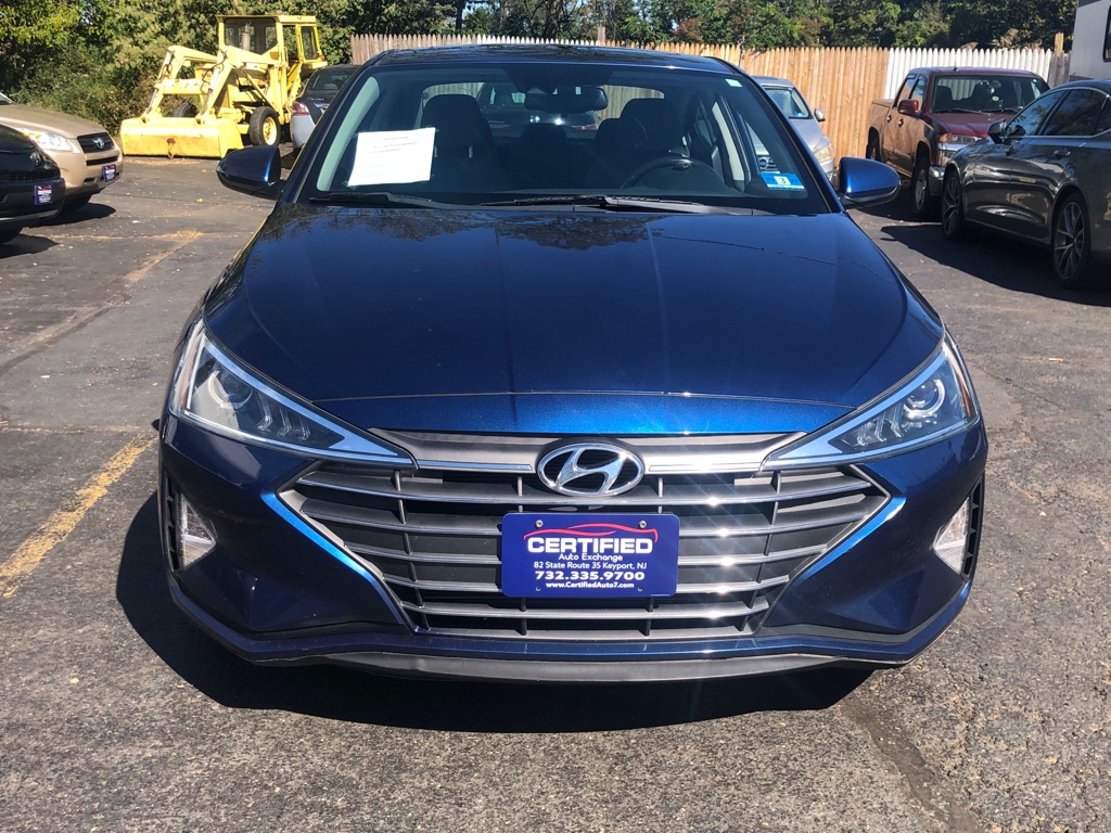 Photo 10 of this HYUNDAI ELANTRA