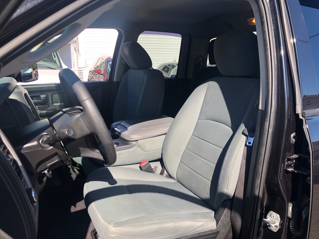 Photo 17 of this RAM 1500