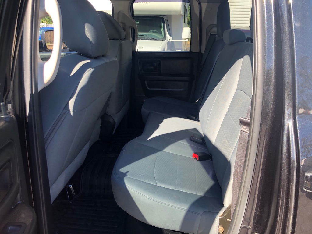 Photo 31 of this RAM 1500