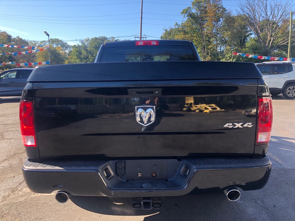 Photo 6 of this RAM 1500