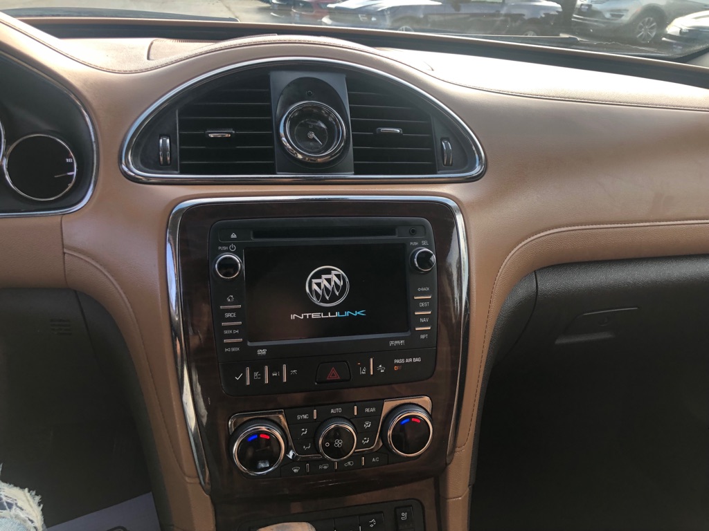 Photo 29 of this BUICK ENCLAVE
