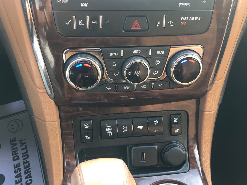 Photo 31 of this BUICK ENCLAVE