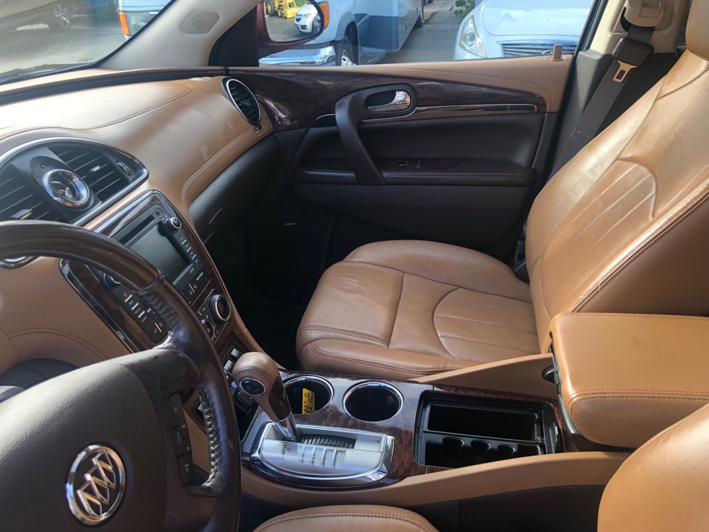 Photo 16 of this BUICK ENCLAVE