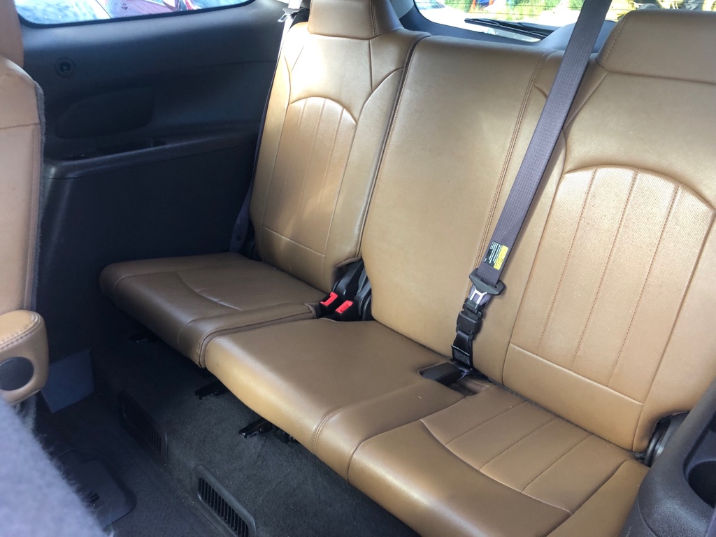 Photo 25 of this BUICK ENCLAVE