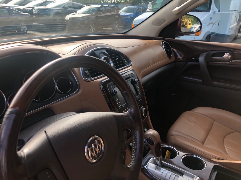 Photo 15 of this BUICK ENCLAVE