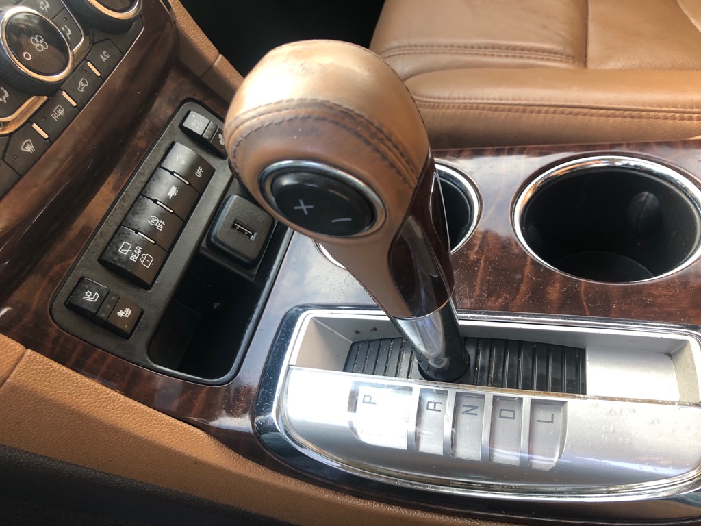 Photo 33 of this BUICK ENCLAVE