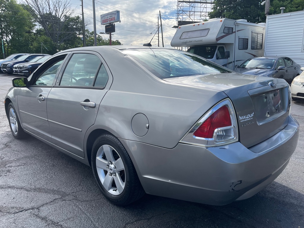 Photo 4 of this FORD FUSION