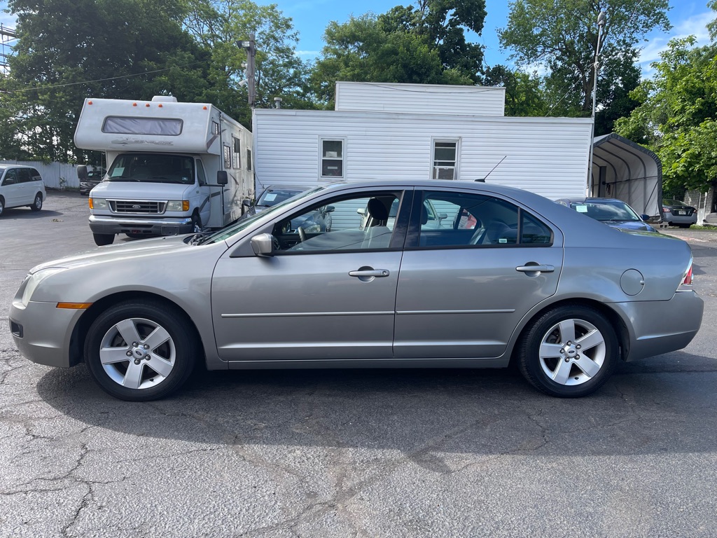 Photo 3 of this FORD FUSION