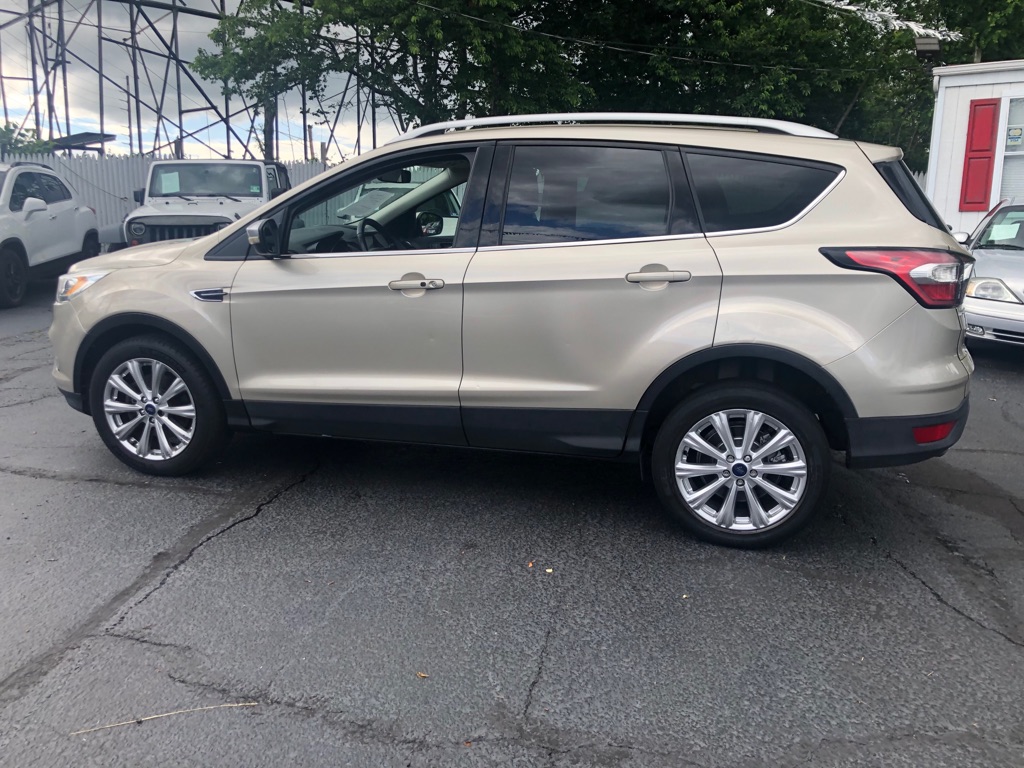 2017 FORD ESCAPE