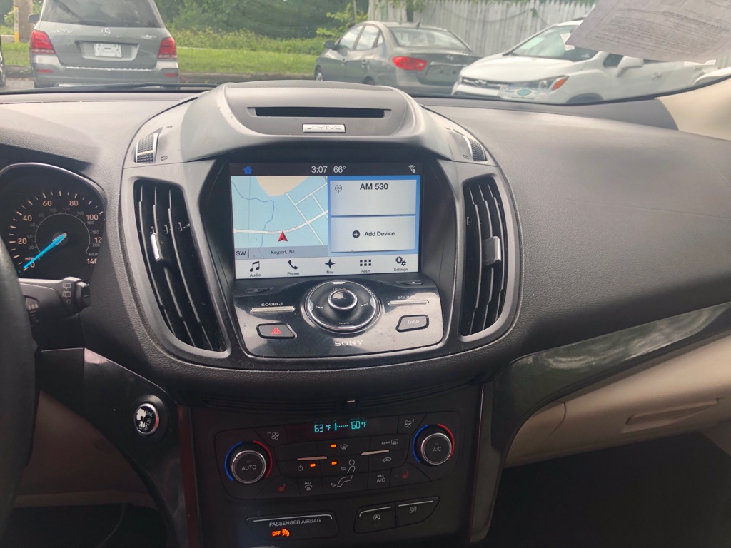 Photo 27 of this FORD ESCAPE