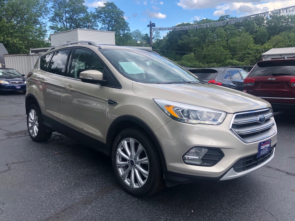 Photo 12 of this FORD ESCAPE
