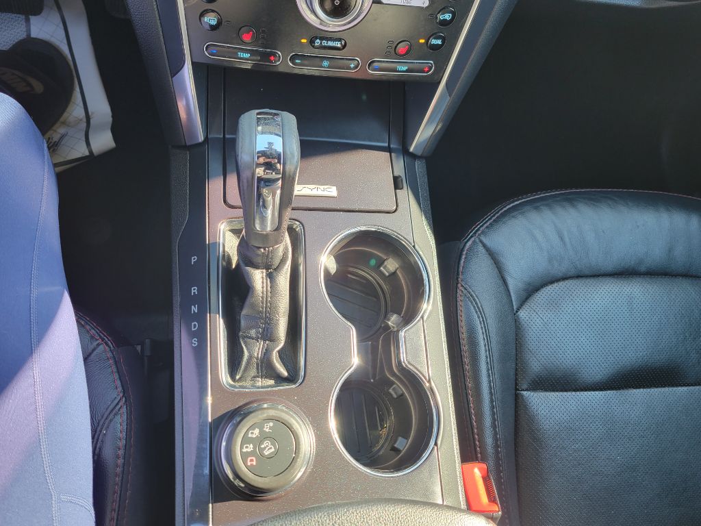 Photo 22 of this FORD EXPLORER